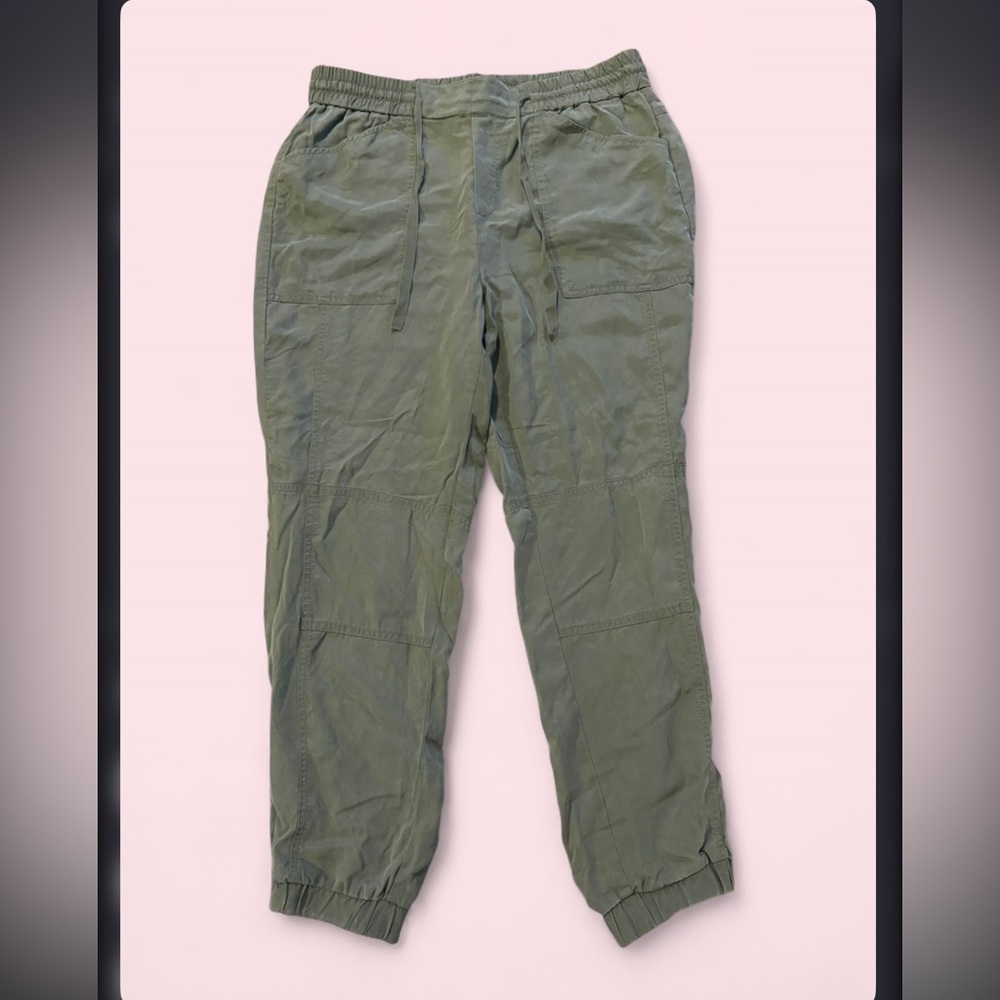 Banana Republic Olive Green Cargo Jogger Pants – Size M